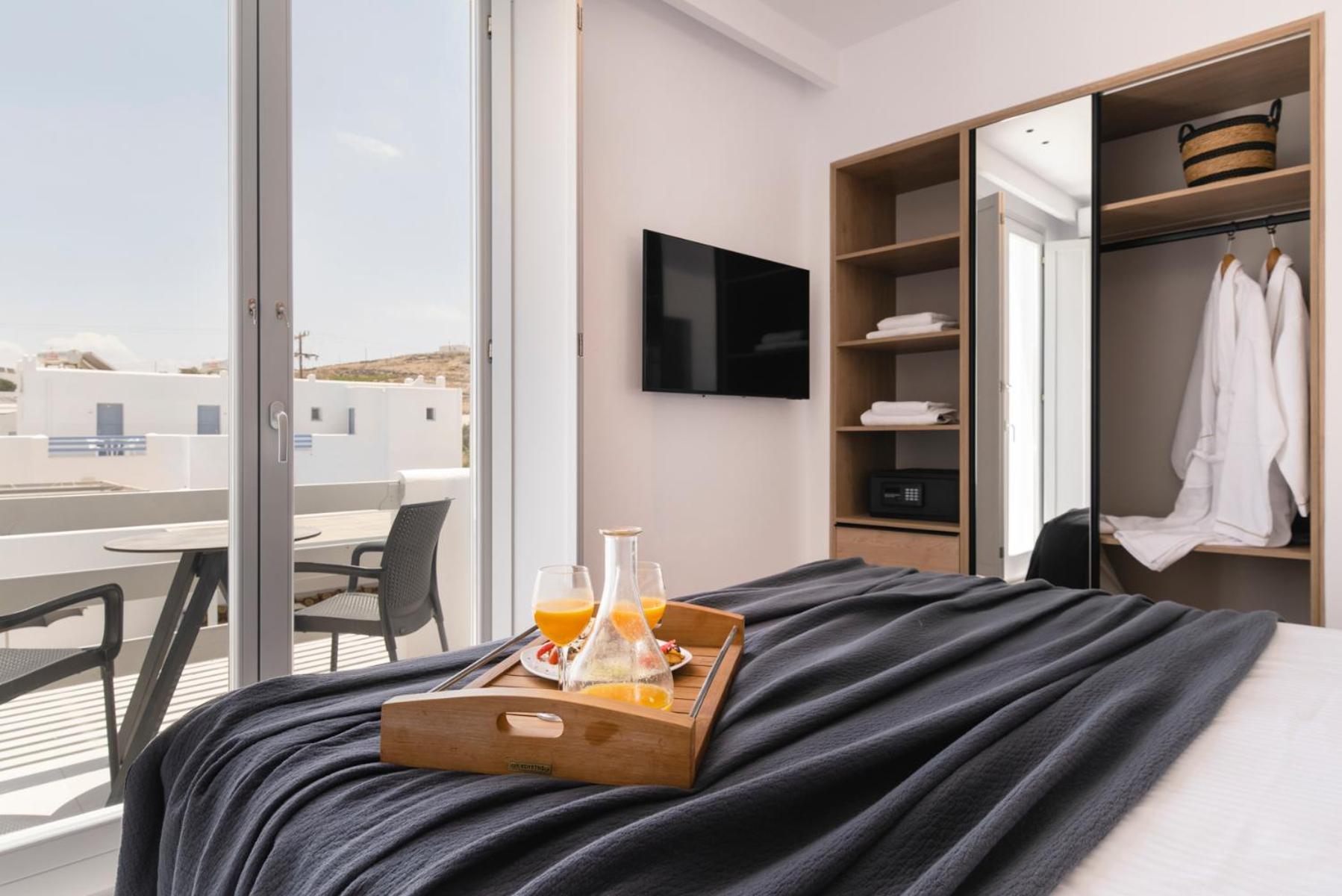 Quartano Suites By Heliessa, Adults Only Naousa Eksteriør billede