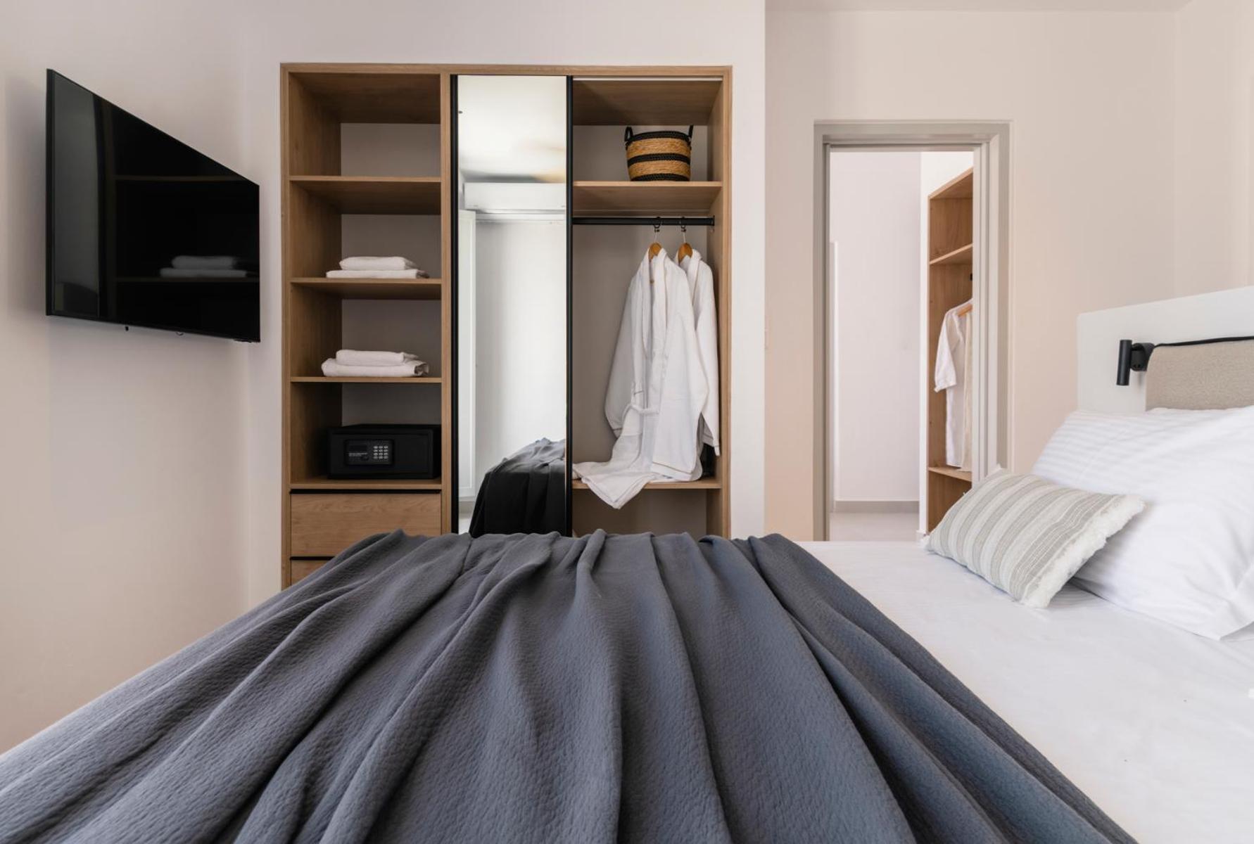 Quartano Suites By Heliessa, Adults Only Naousa Eksteriør billede
