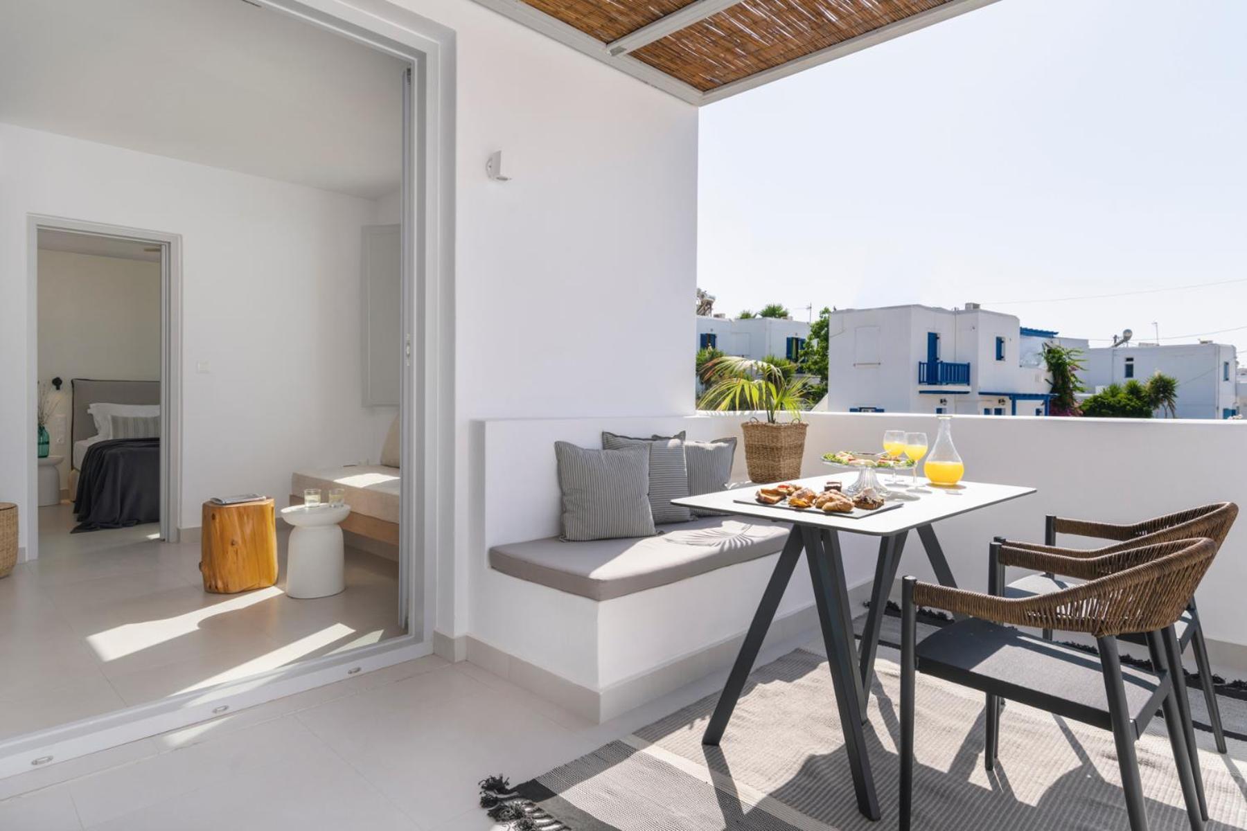 Quartano Suites By Heliessa, Adults Only Naousa Eksteriør billede