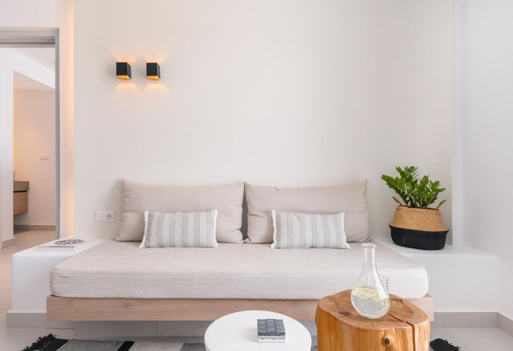Quartano Suites By Heliessa, Adults Only Naousa Eksteriør billede