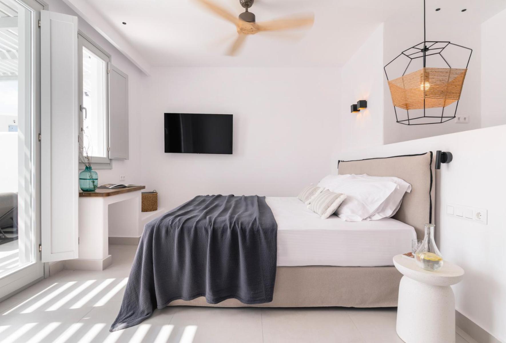 Quartano Suites By Heliessa, Adults Only Naousa Eksteriør billede